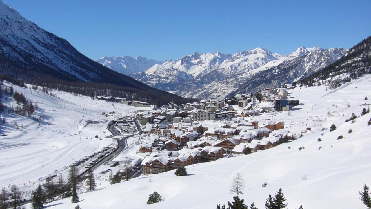 Chalet Plein Sud Montgenevre Bagian luar foto